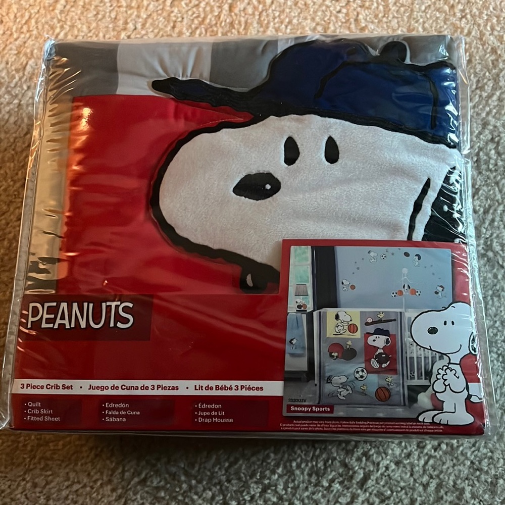 Lambs and Ivy Peanuts 3 piece set